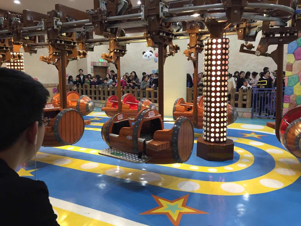去年北京60個(gè)重點(diǎn)商圈實(shí)現(xiàn)客流量267億人次(圖1)
