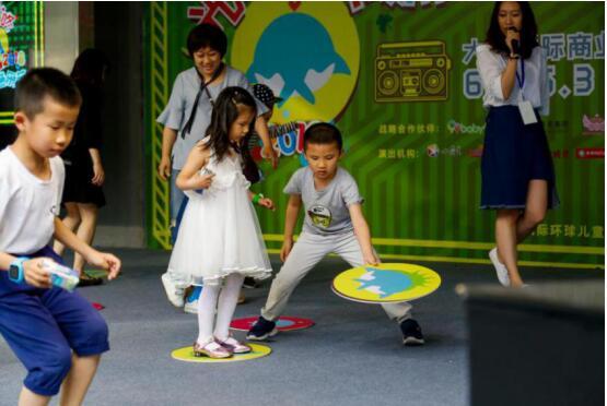 40個幼兒園親子游戲提升孩子能力與樂趣！