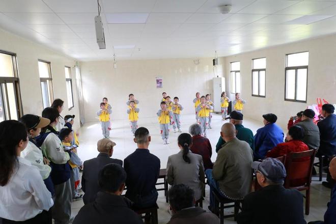 26萬幼兒園關(guān)停！教育行業(yè)迎來大規(guī)模關(guān)閉潮是危機(jī)還是機(jī)遇？(圖8)